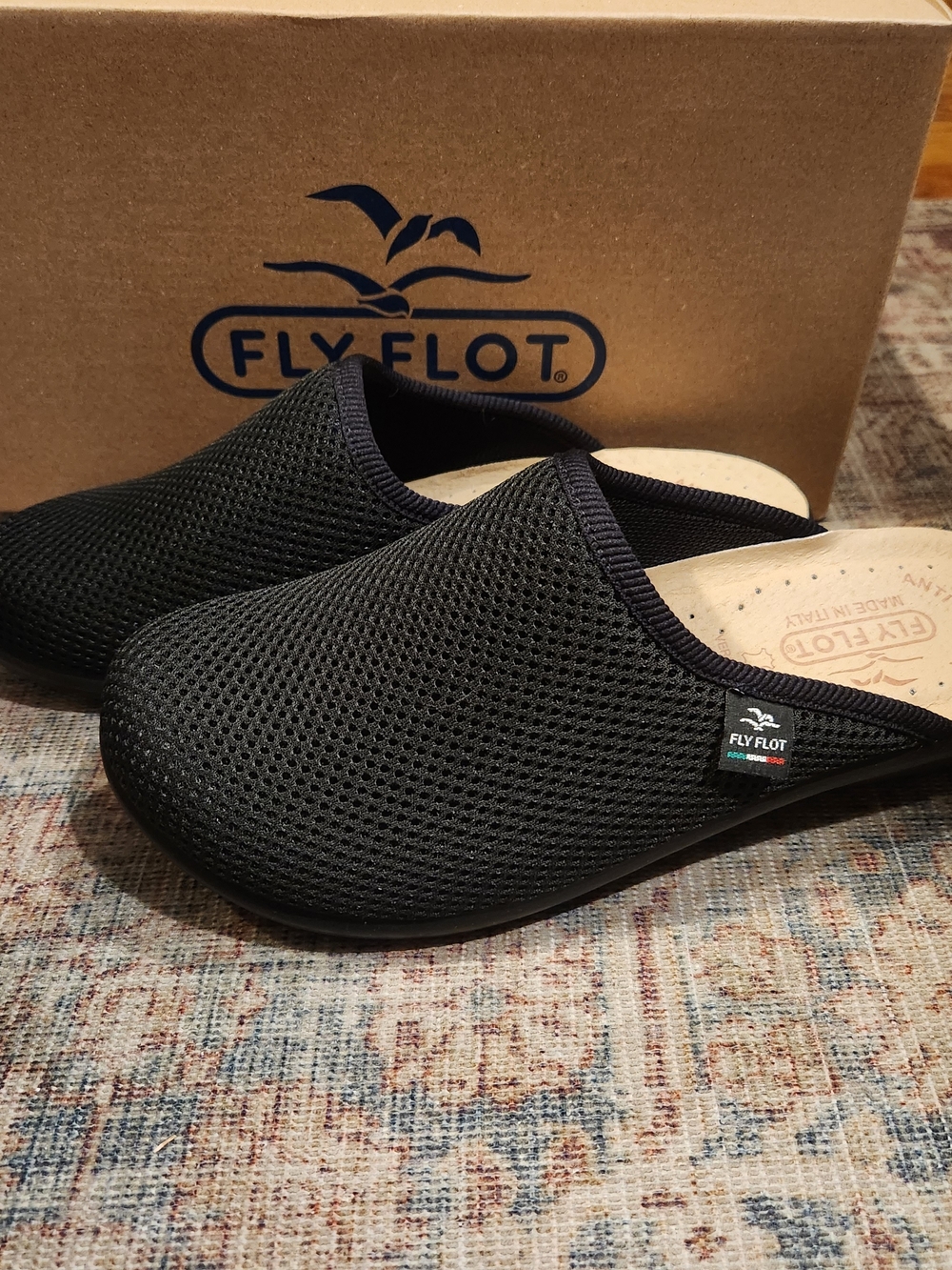 Fly Flot Women's Black Mesh Slip-On Clogs
